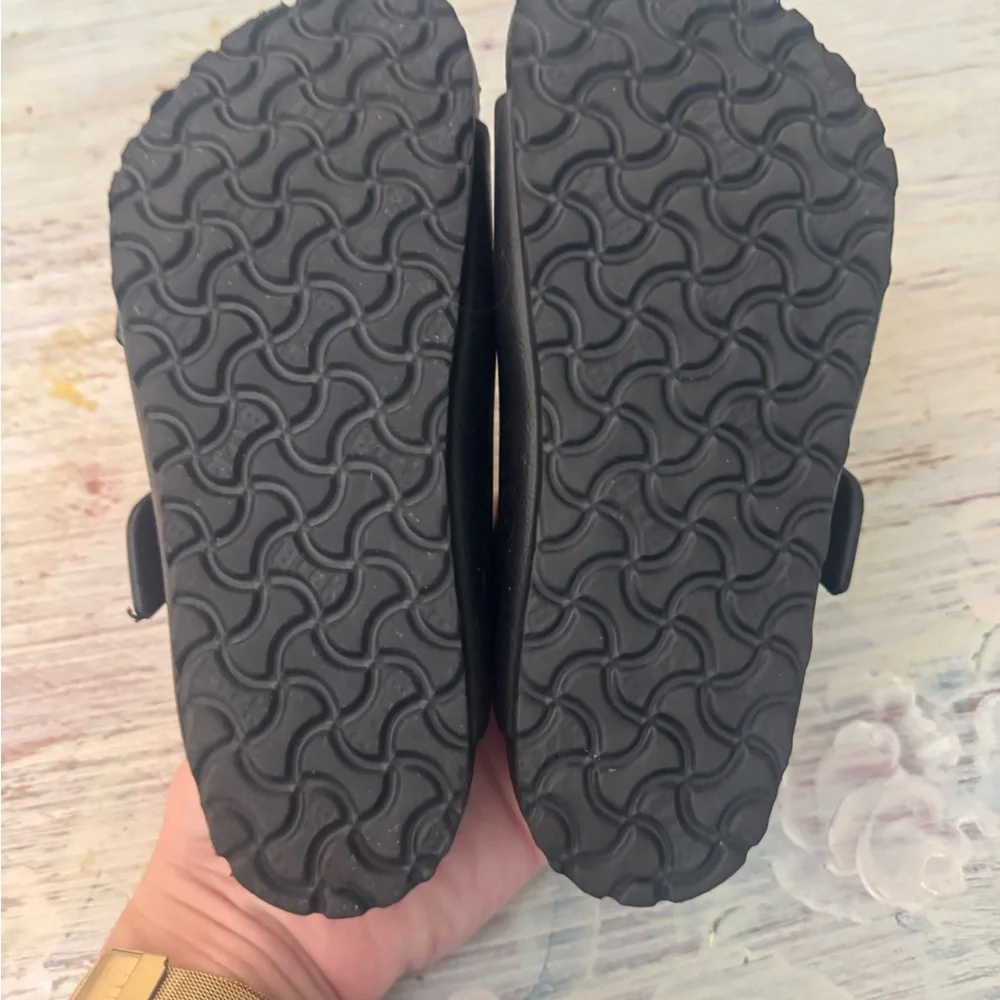 Birkenstock Kids Rubber Arizona Black Sandals Size Children’s Size 9 - Picture 5 of 6